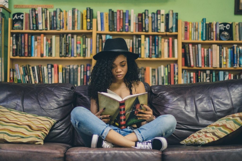 10 Essential Books Every College Student Should Read 