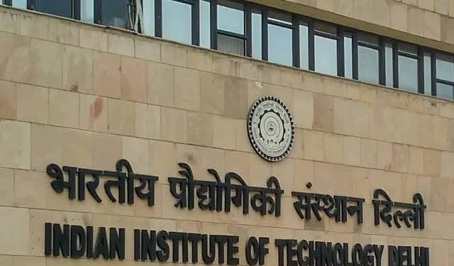 11,000 Vacant Faculty Positions in IITs and IIMs