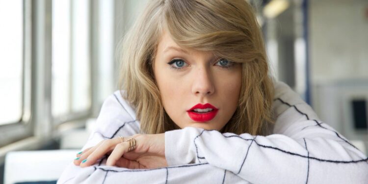 Harvard’s Latest Hit: Studying Taylor Swift!
