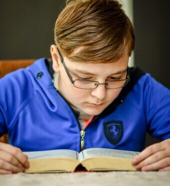 man, education, people-3368474.jpg