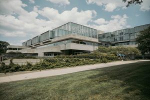 Empowering Futures: Illinois Wesleyan’s Career Center Bridges Students to Opportunities