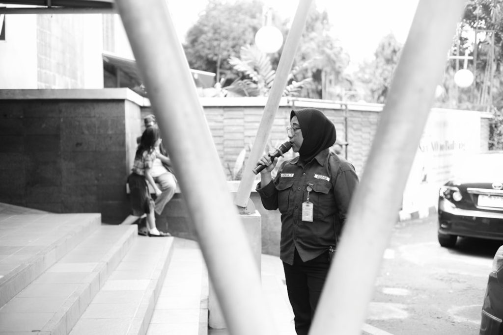 Navigating the AI Wave in Public Service