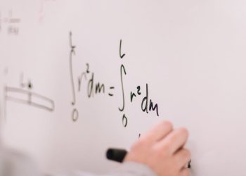 US sees 50% drop in Indian student arrivals this fall