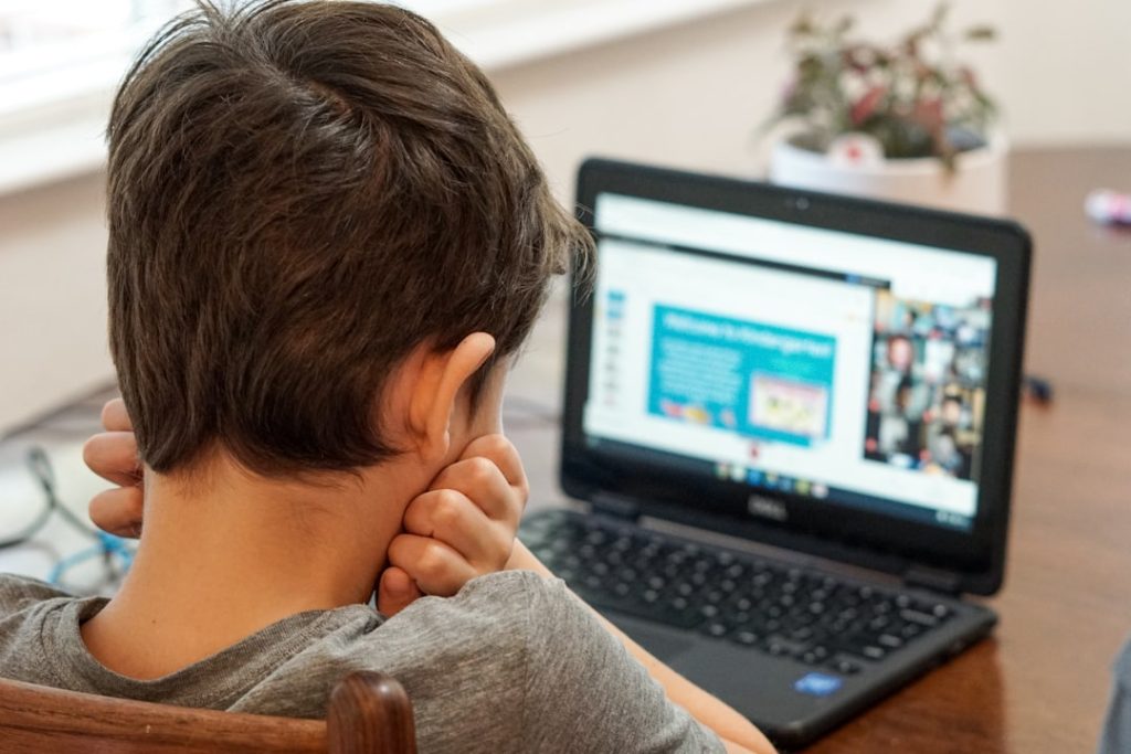 Helping kids stay safe online: How parents can help tackle cyberbullying