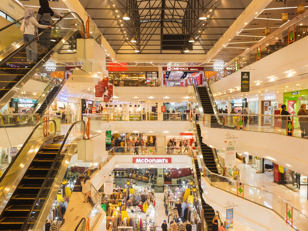 Unlocking India's E-Commerce Potential: A Retail Revolution