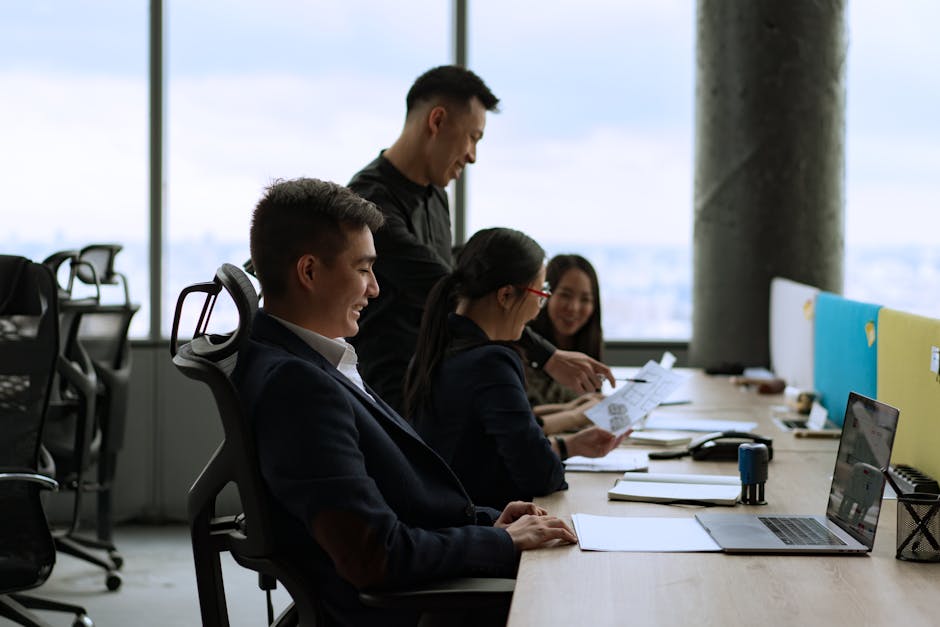 Navigating Early Career Pitfalls: A Guide for Young Professionals