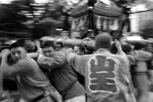 Sons Inc. Stock Shows Resilience Amid Job Market Fluctuations