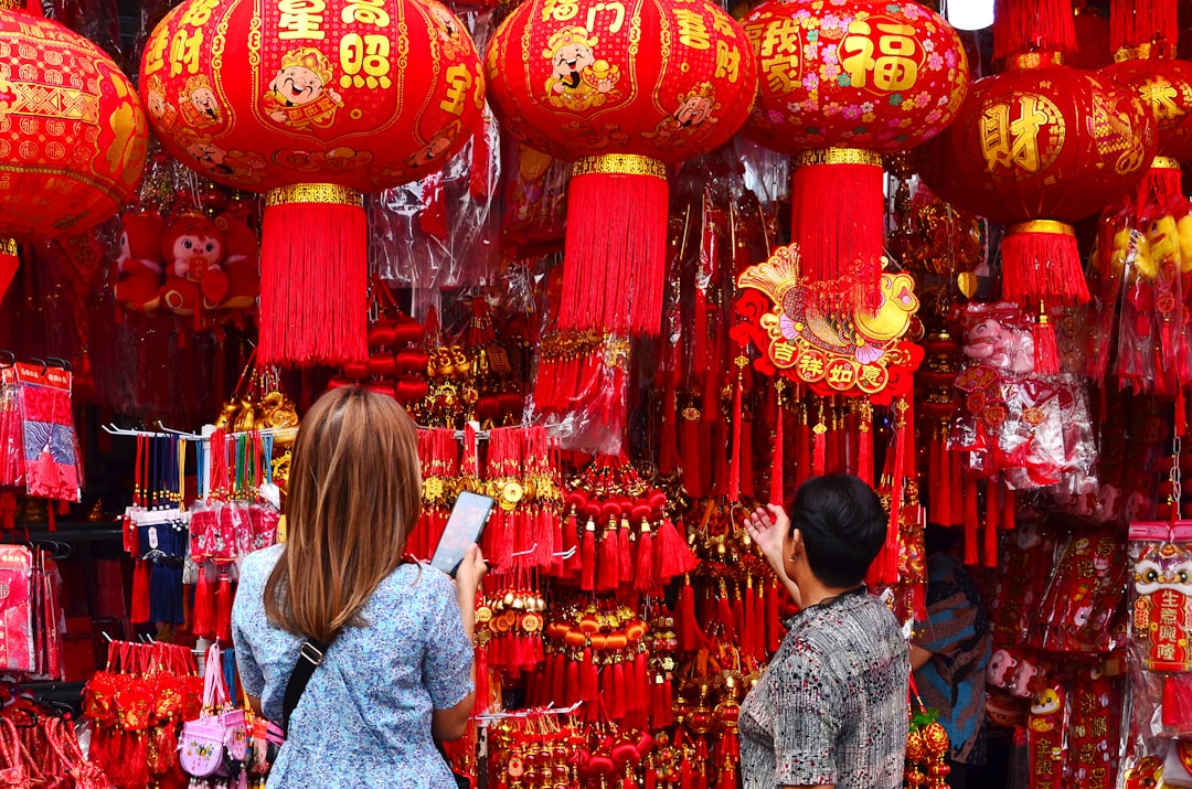 Tourist Trends: The Shift from US to China Holidays