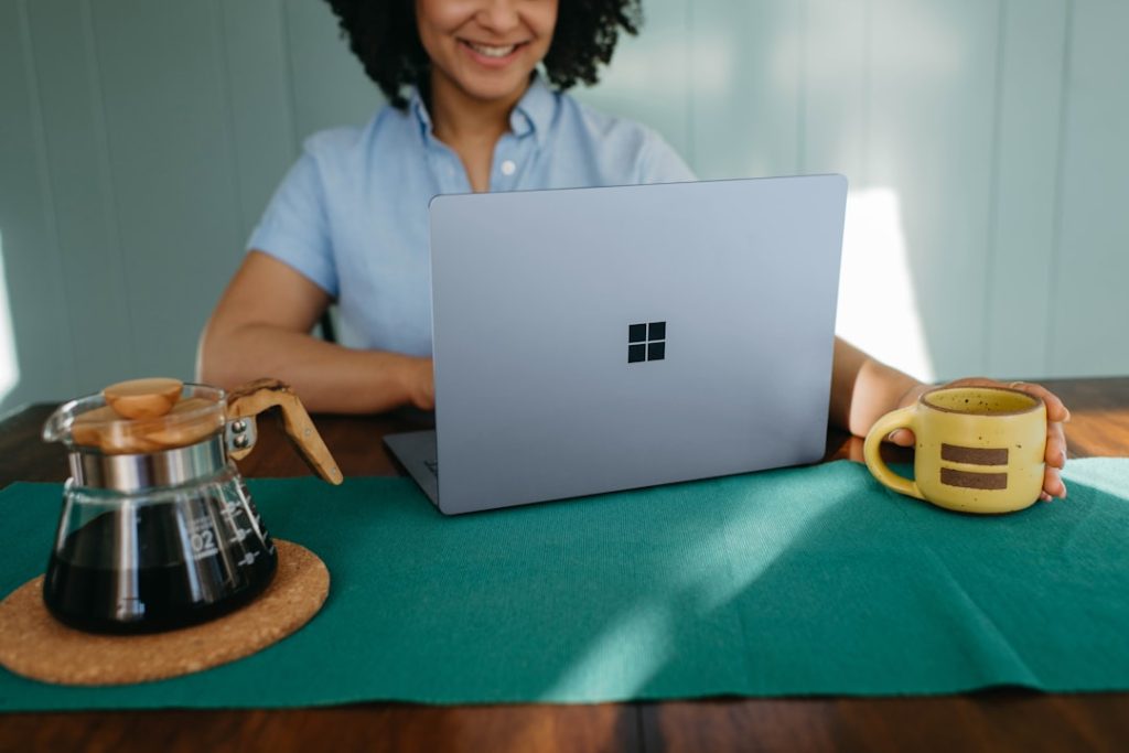 Comparing Job Offers: Microsoft vs Uber Sparks Reddit Debate