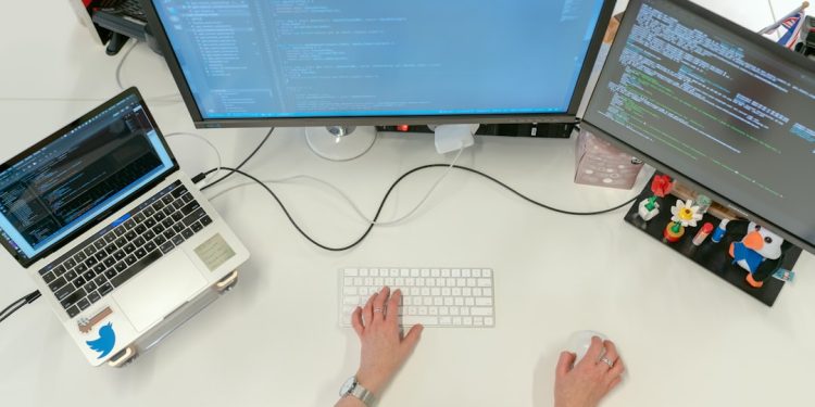 6 Ways to Build Technical Skills While Working Non-Technical Jobs