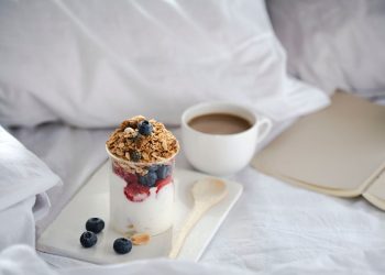 Transform Your Daily Life: 5 Simple Morning Habits That Boost Wellness in 2025