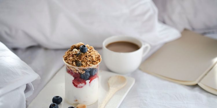 Transform Your Daily Life: 5 Simple Morning Habits That Boost Wellness in 2025