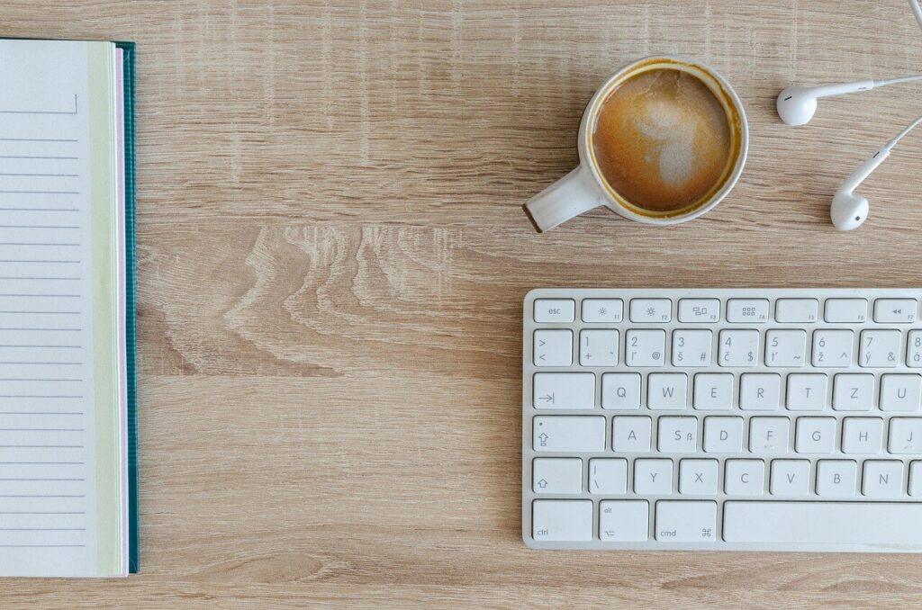 Why Digital Minimalism Is Reshaping Young Professionals’ Lives in 2025