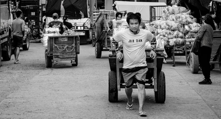 Singapore's Job Market Shifts: Record Low Resignations and Rising Tenure