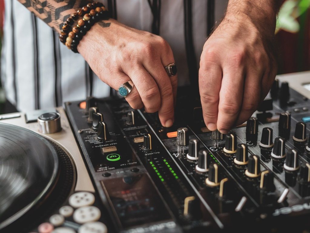India’s Entertainment Startups Draw Record Investment in 2025