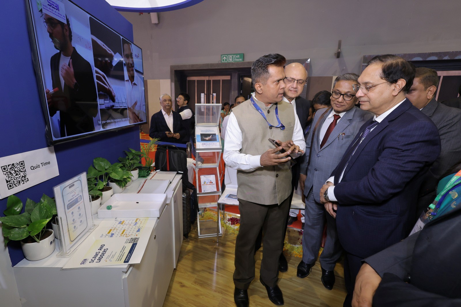 SEBI Chairman Visits BSE booth at IITF 2025, Applauds Efforts in Strengthening Investor Education