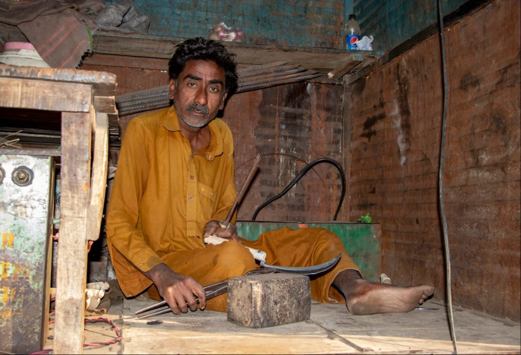 AI Revolutionizes Indian Workplaces, Surpassing Pay and Burnout Issues