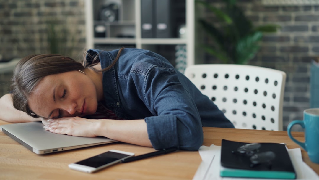 Harnessing Sleep Science for Workplace Productivity