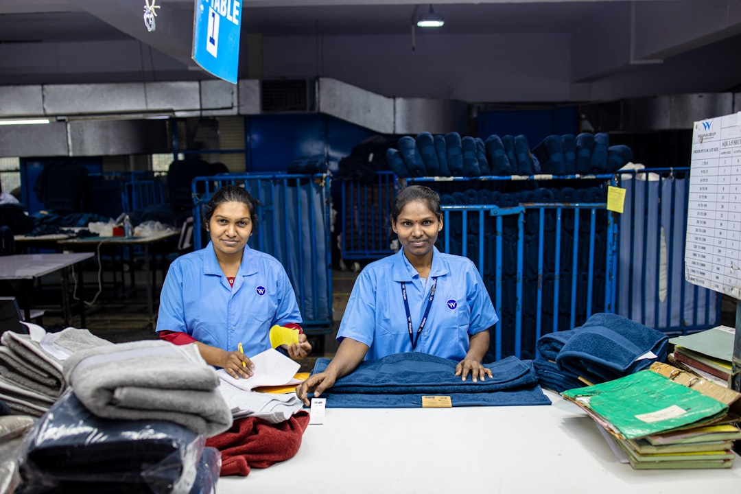 Migration Trends: Indian Workers and Students Leave the UK