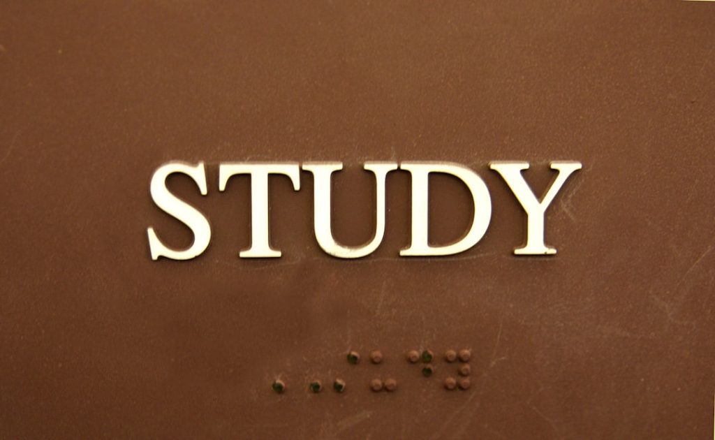 Leveraging AI to Revolutionize Study Systems in 2025