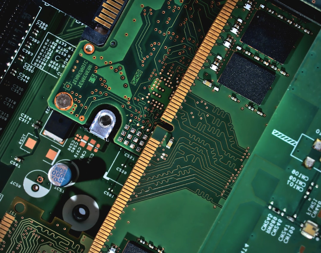 Semiconductor Executives Sell Shares: A Warning Signal in the AI Boom?