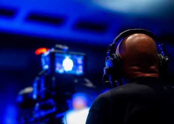 Wired Seeks Tech Reporter: A Gateway to Specialized Journalism Careers