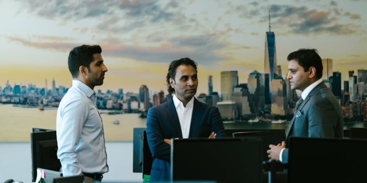 5 Indian Entrepreneurs Who Scaled Globally: Journey and Lessons