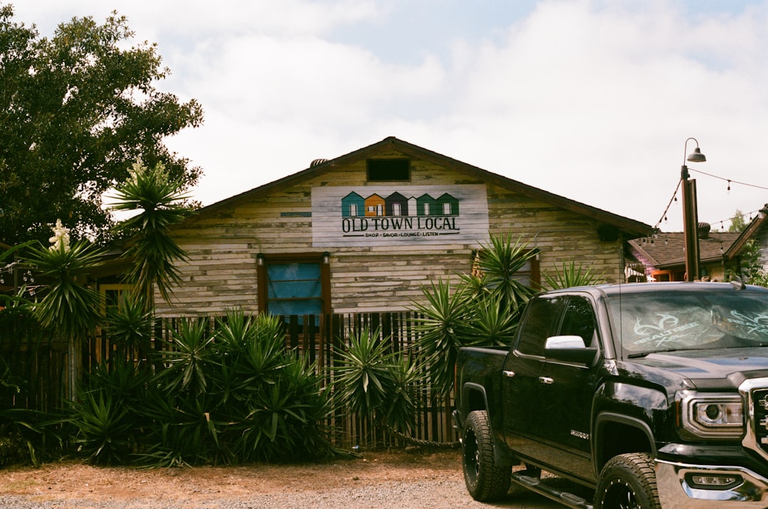 No Kenyan should die outside a hospital gate