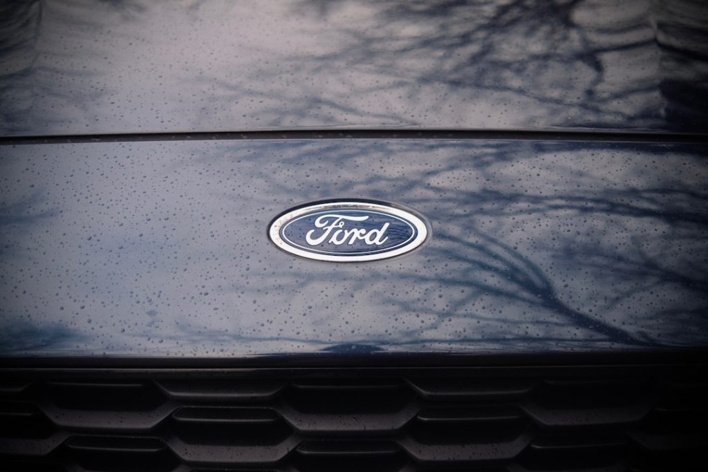 Ford Faces $19.5 Billion Loss Amid Electric Vehicle Shift