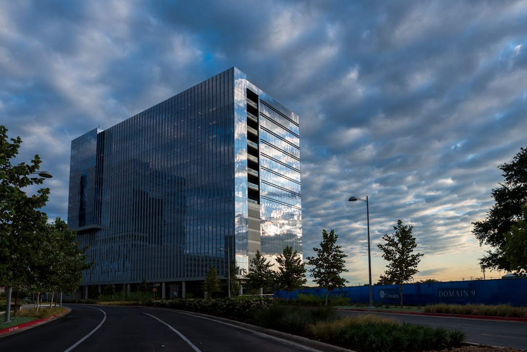 Data Center Surge Reaches India as American Tech Giants Invest Billions