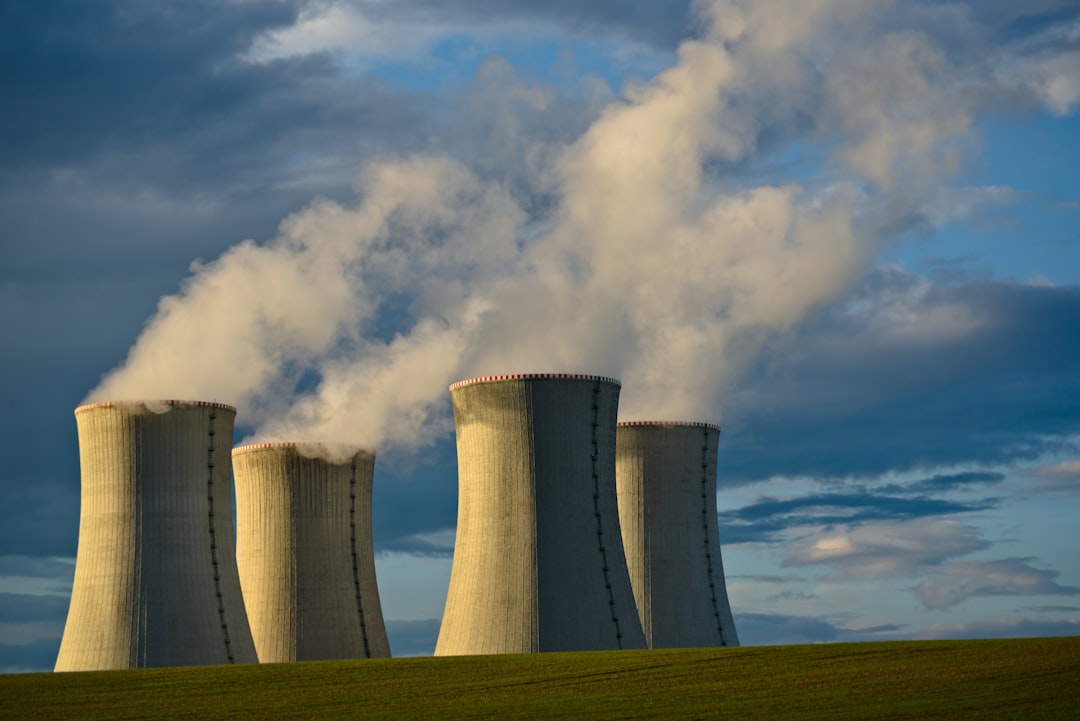 US Power Shortage: How Small Modular Nuclear Reactors Could Fill the Gap