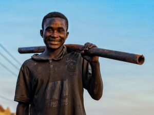 ILO Warns of Stagnant Global Unemployment and Job Gaps for Women and Youth