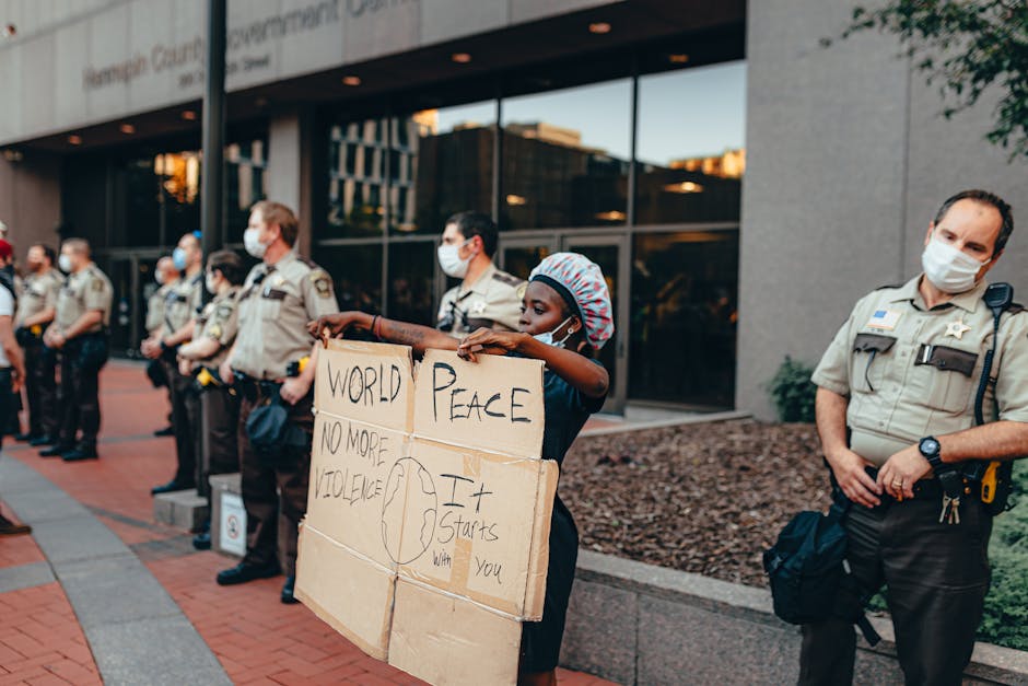 ICE’s Crackdown in Minnesota Sparks Community Resistance