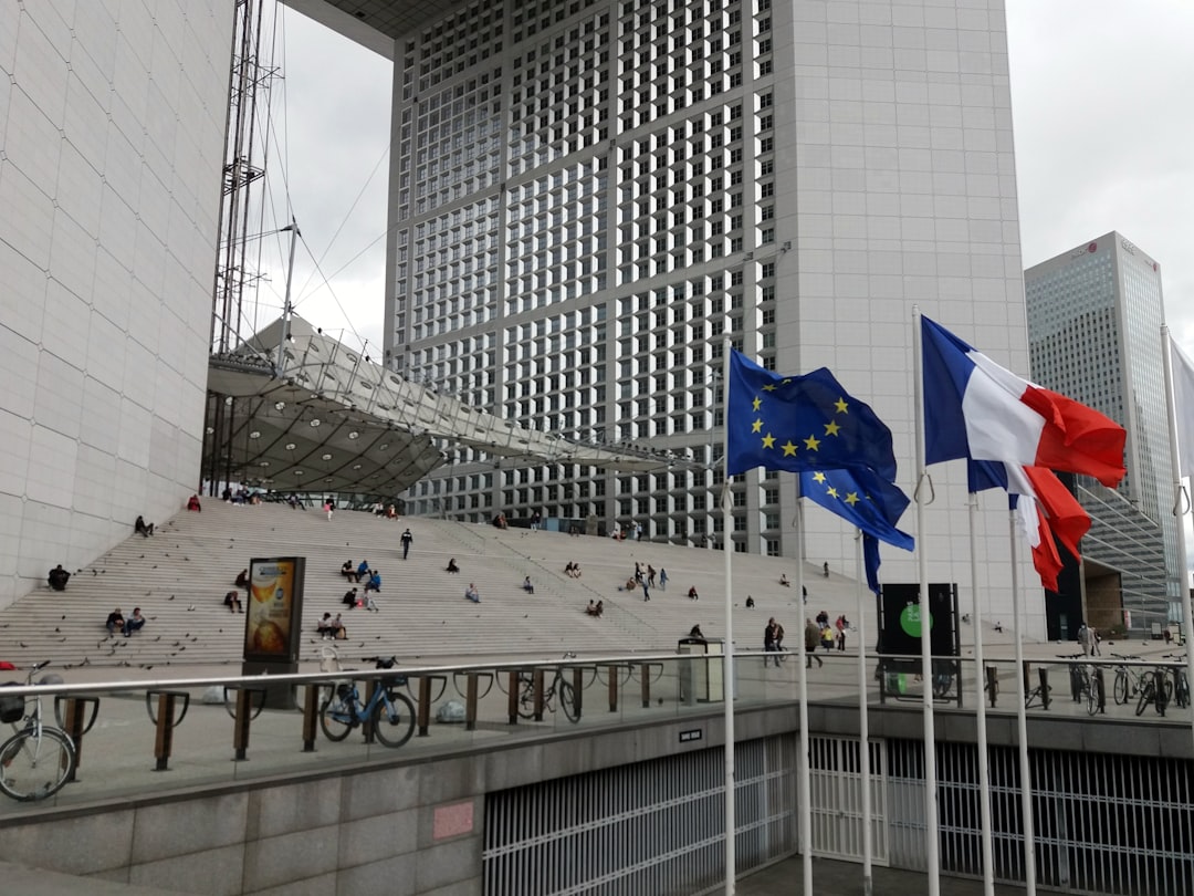 Goldman Economists Predict Minimal Impact of US Tariffs on European Growth