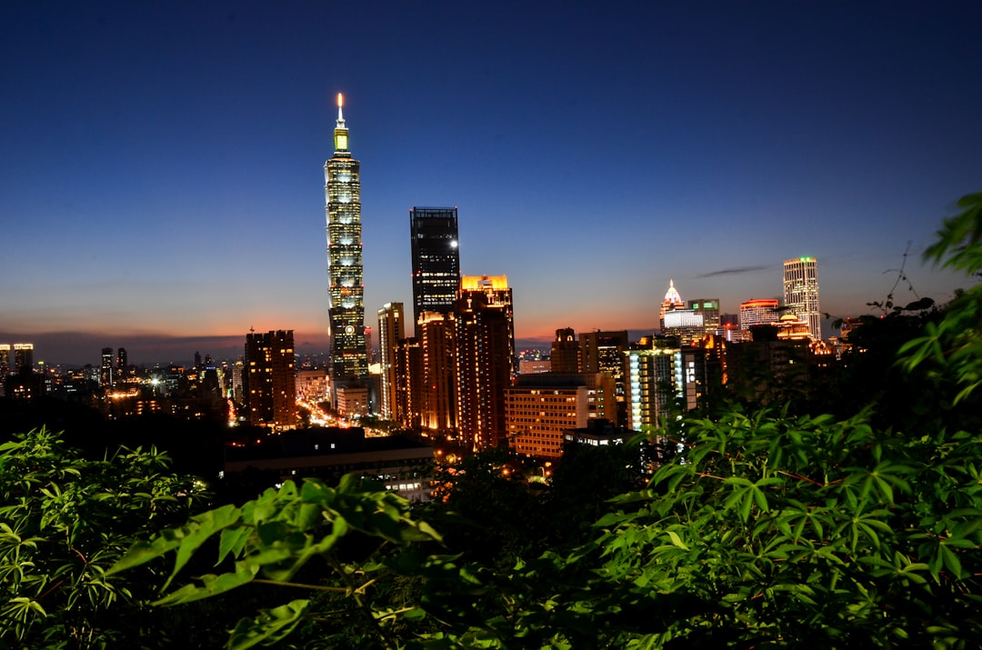 US and Taiwan Forge Trade Pact to Enhance Chip Investment
