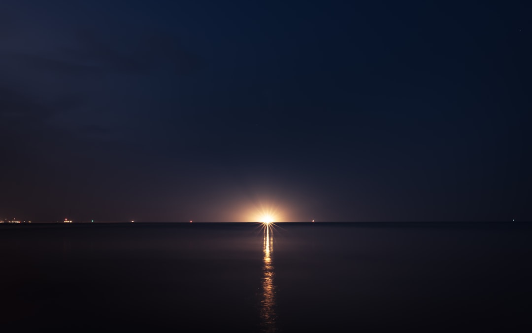 FCC Approves SpaceX Launch of 7,500 New Starlink Satellites