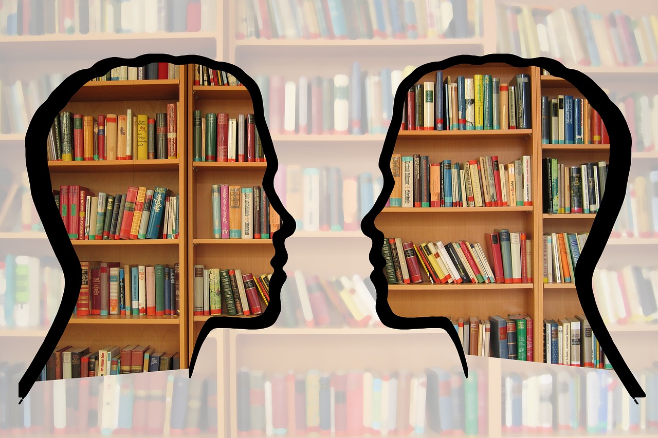 AI's Dual Impact on Knowledge Management: Employee and Manager Perspectives