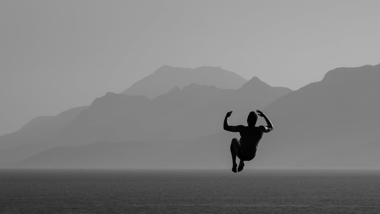 Avoiding Immediate Dismissal: Key Behaviors to Watch