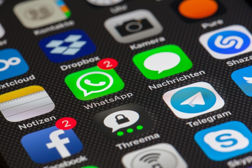 WhatsApp Ends iOS-to-Android Transfer Restrictions with Dual Accounts