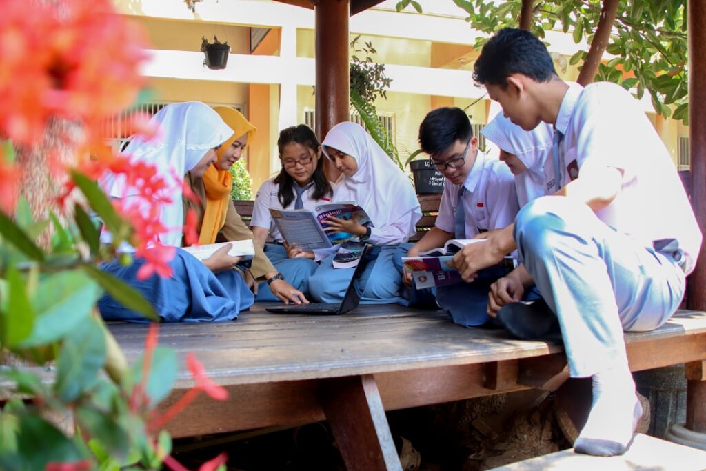 AI‑Driven Learning Platforms: A Structural Blueprint for Global Adaptive Education