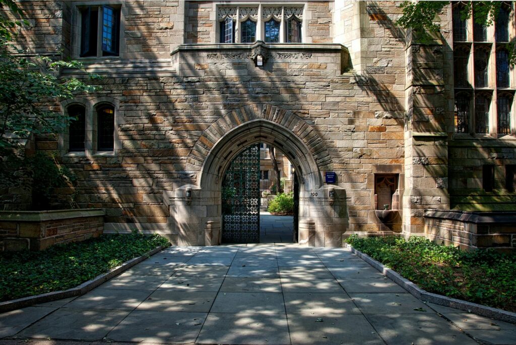 AI‑Driven Scoring Reshapes U.S. University Entrance Exams, Redefining Institutional Power and Career Capital