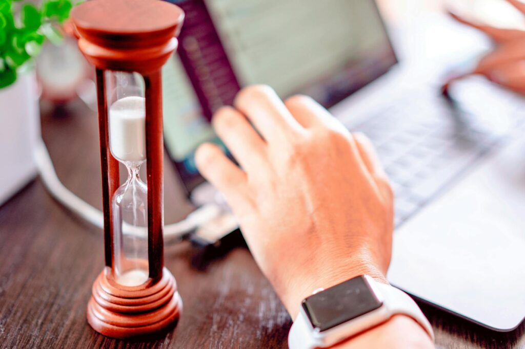 AI‑Driven Time Management Reshapes Work‑Life Boundaries and Career Capital