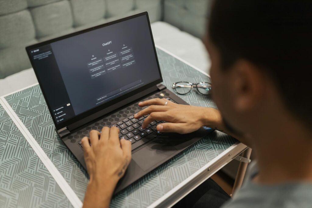 AI‑Powered Virtual Offices Reshape Career Capital and Work‑Life Architecture