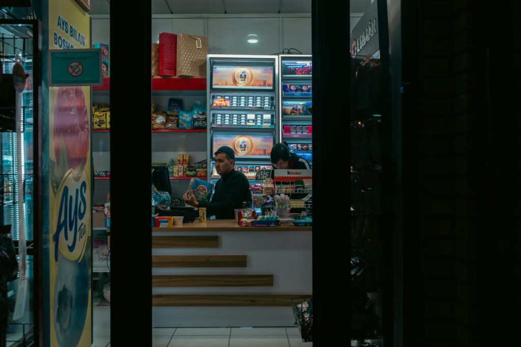 Amazon’s AI‑Powered Stores Meet a Home‑grown Rival in India