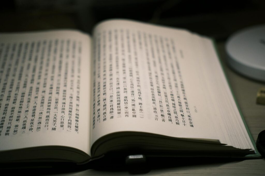 Bilingualism as a Structural Lever in the Global Talent Market
