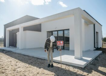 Carbon Offsetting Reshapes Real Estate: Structural Shifts in Value, Talent and Policy