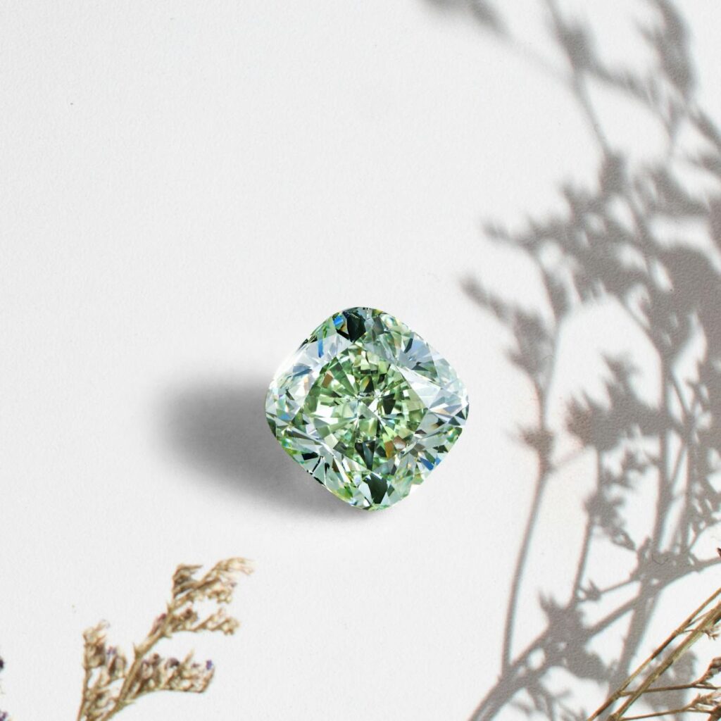 Certified Sparkle: How Sustainability Labels Reshape Luxury Jewelry Resale Values