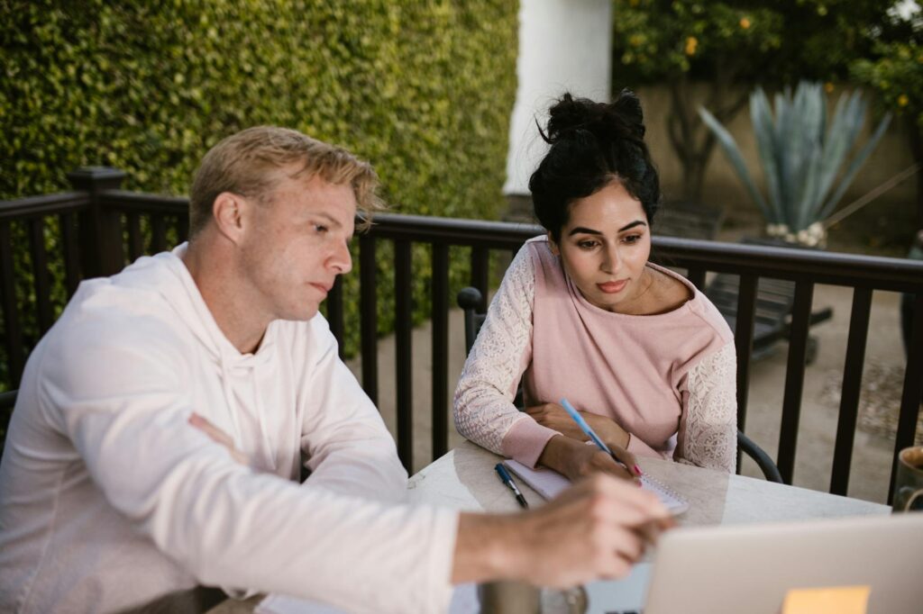 Collaborative Learning Platforms Reshape Industry‑Led Skills Development in a Remote‑First Economy
