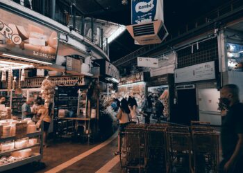 Dark Stores Redefine Retail Footprints and Urban Form