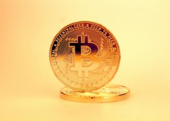 Decentralized AI Forces Product Leaders to Rethink Regulation, Talent and Roadmaps